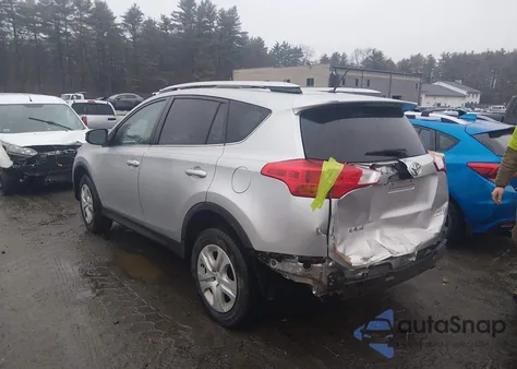 2015 Toyota Rav4 Le z USA, uszkodzony, nr VIN 2T3BFREV7FW230039